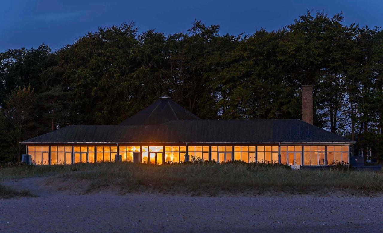 Skaerven Beachfront Apartments And Cottage Нюборг Экстерьер фото