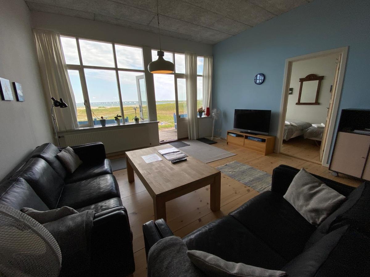 Skaerven Beachfront Apartments And Cottage Нюборг Экстерьер фото